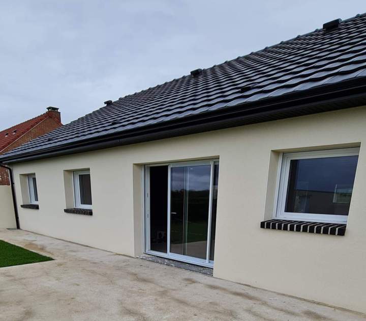 Façade après ravalement et travaux de peinture Dunkerque